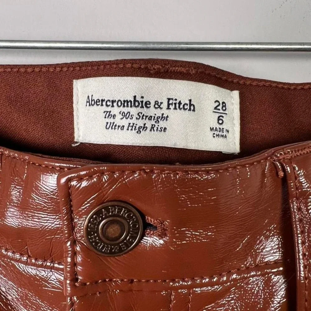 Abercrombie 90s Ultra High Rise Coated Pants Brown Straight Size 28 - Picture 3 of 8